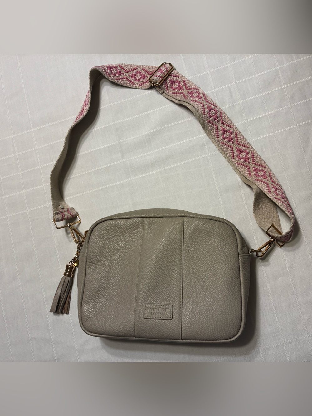 Pom Pom London City Bag In Stone With Pink Strap And Matching Tassel Keychain